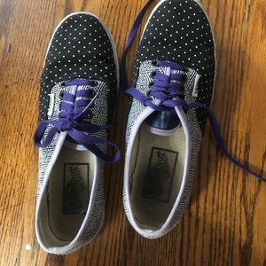 Vans custom shoes size 7